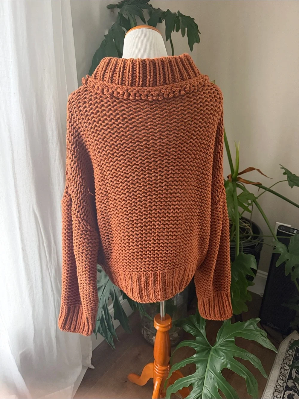 💋Free People Chunky Rust Turtleneck Sweater